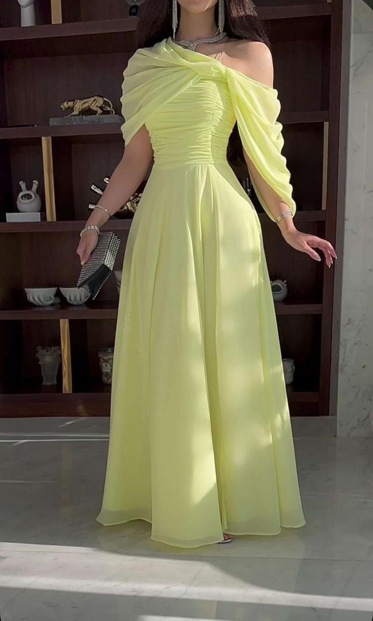 Angelica prom dress