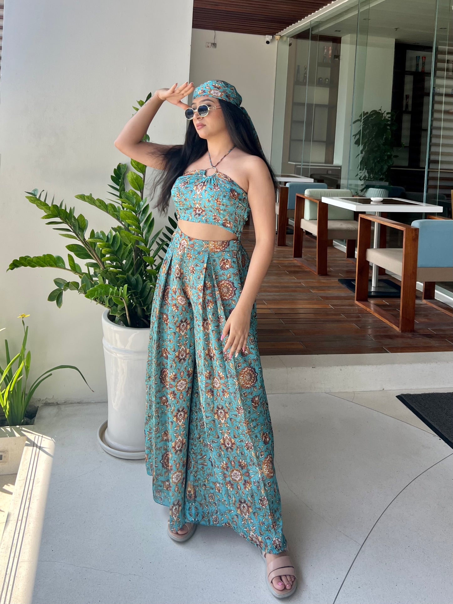 Yasmin Couple Outfit