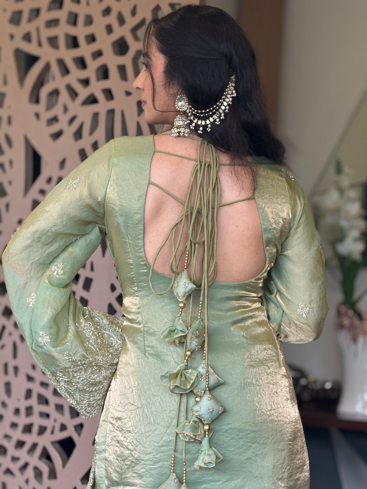 Meher Sharara suit