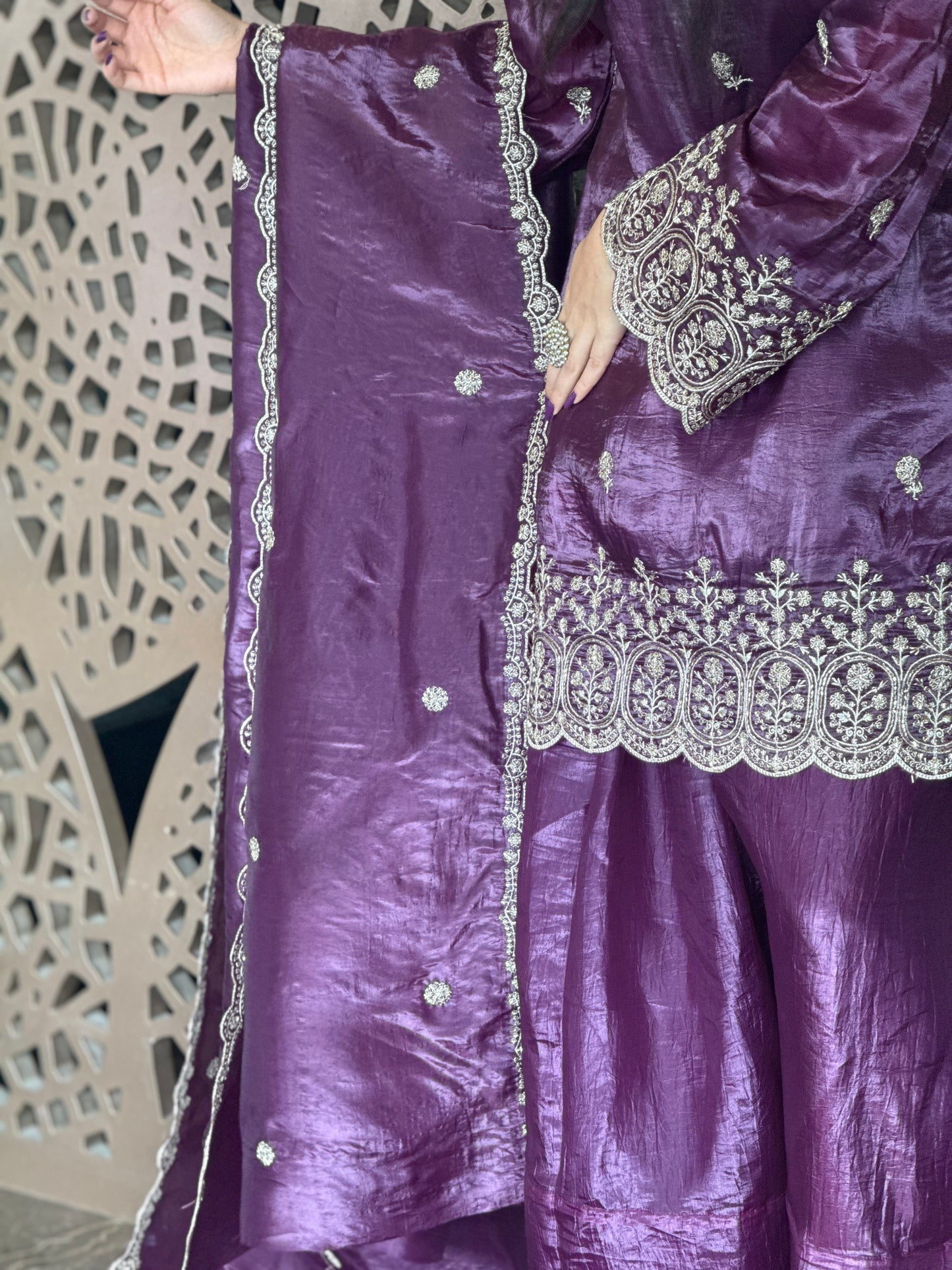 Keerat Farshi Salwar Suit