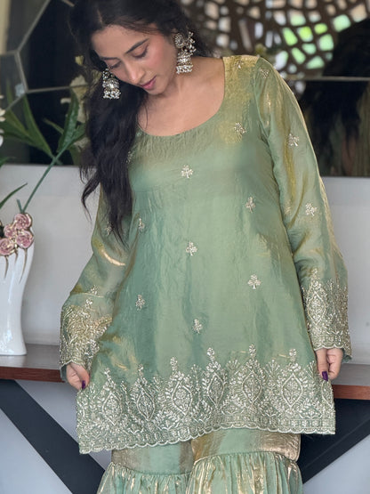 Meher Sharara suit