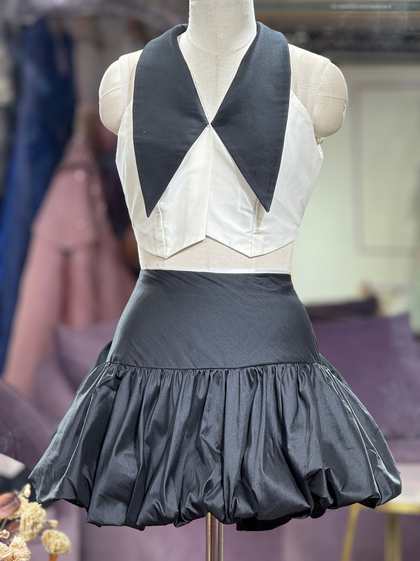 Airy Glow Balloon mini Skirt