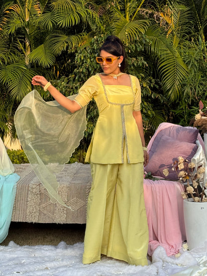 Mandakini Suit