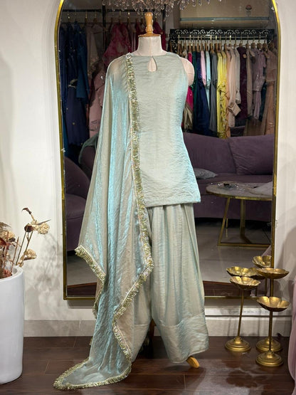 Nirat Suit with farsi