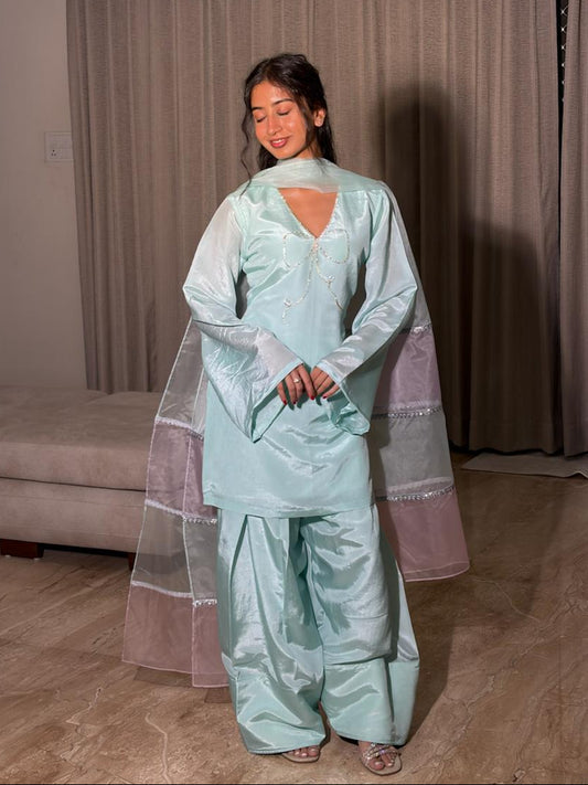 Zeenia Farshi Salwar Suit