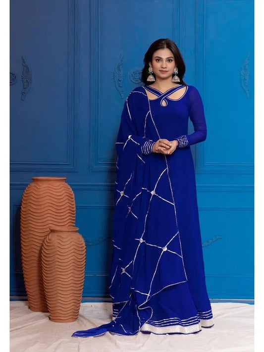 Nyra anarkali set
